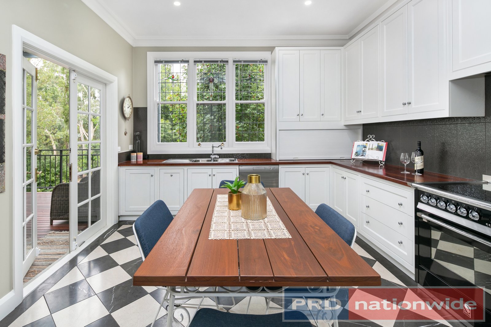 418 Larter Street GOLDEN POINT 13