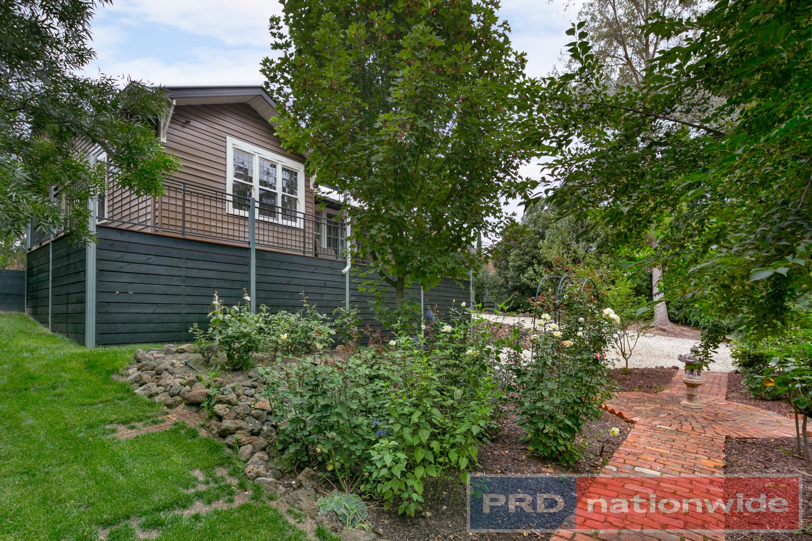 418 Larter Street GOLDEN POINT 20