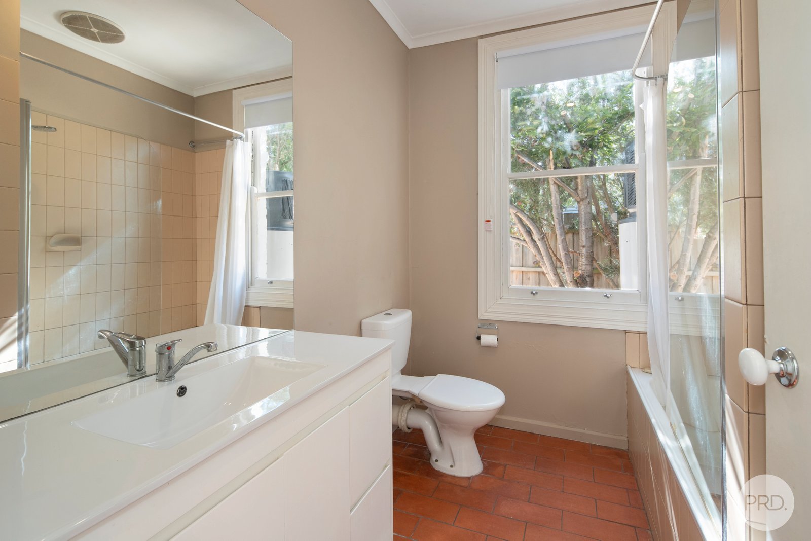 418 Lydiard Street North BALLARAT CENTRAL 8