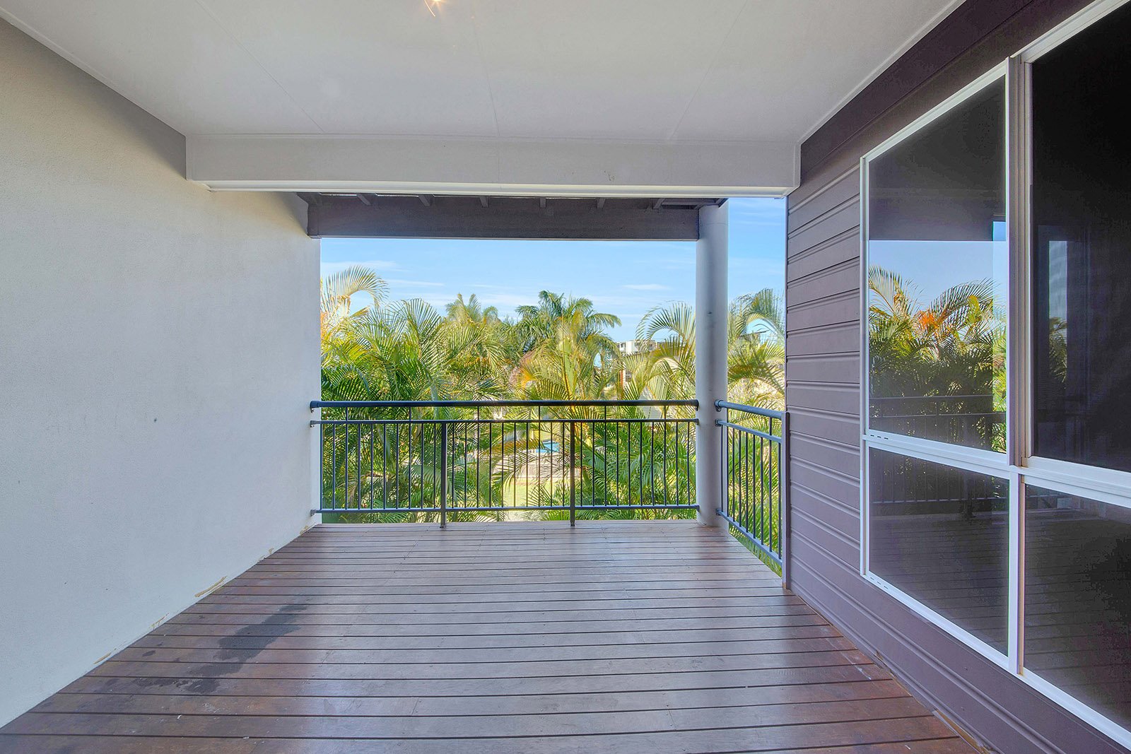 4/18 PACIFIC Avenue TANNUM SANDS 12