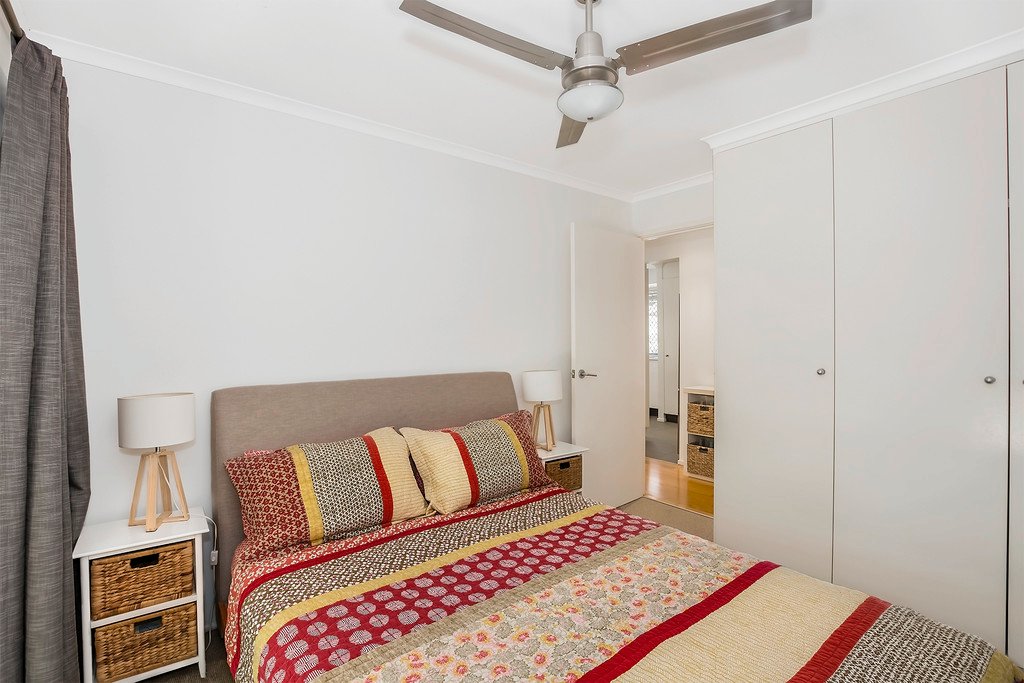 4/180 Ron Penhaligon Way ROBINA 10