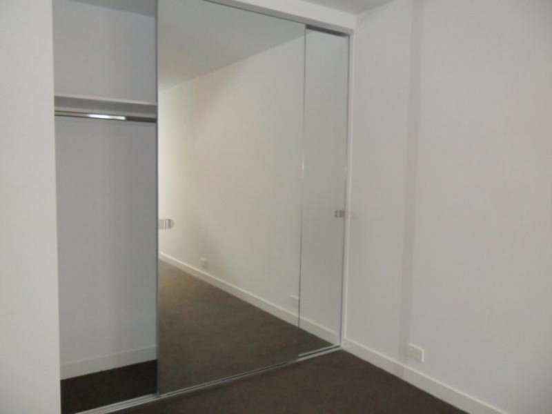 Gallery: 418/101 Nott Street