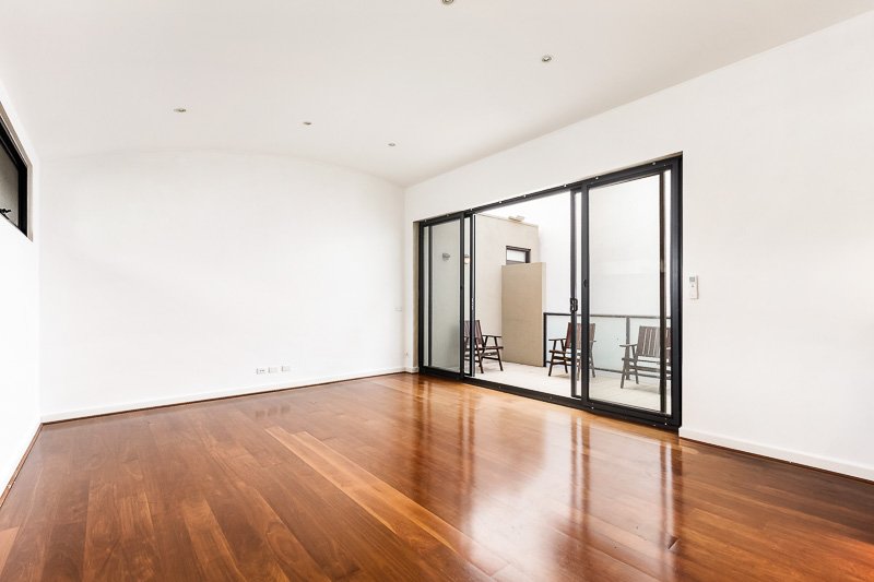 Gallery: 4/182 Bay Street