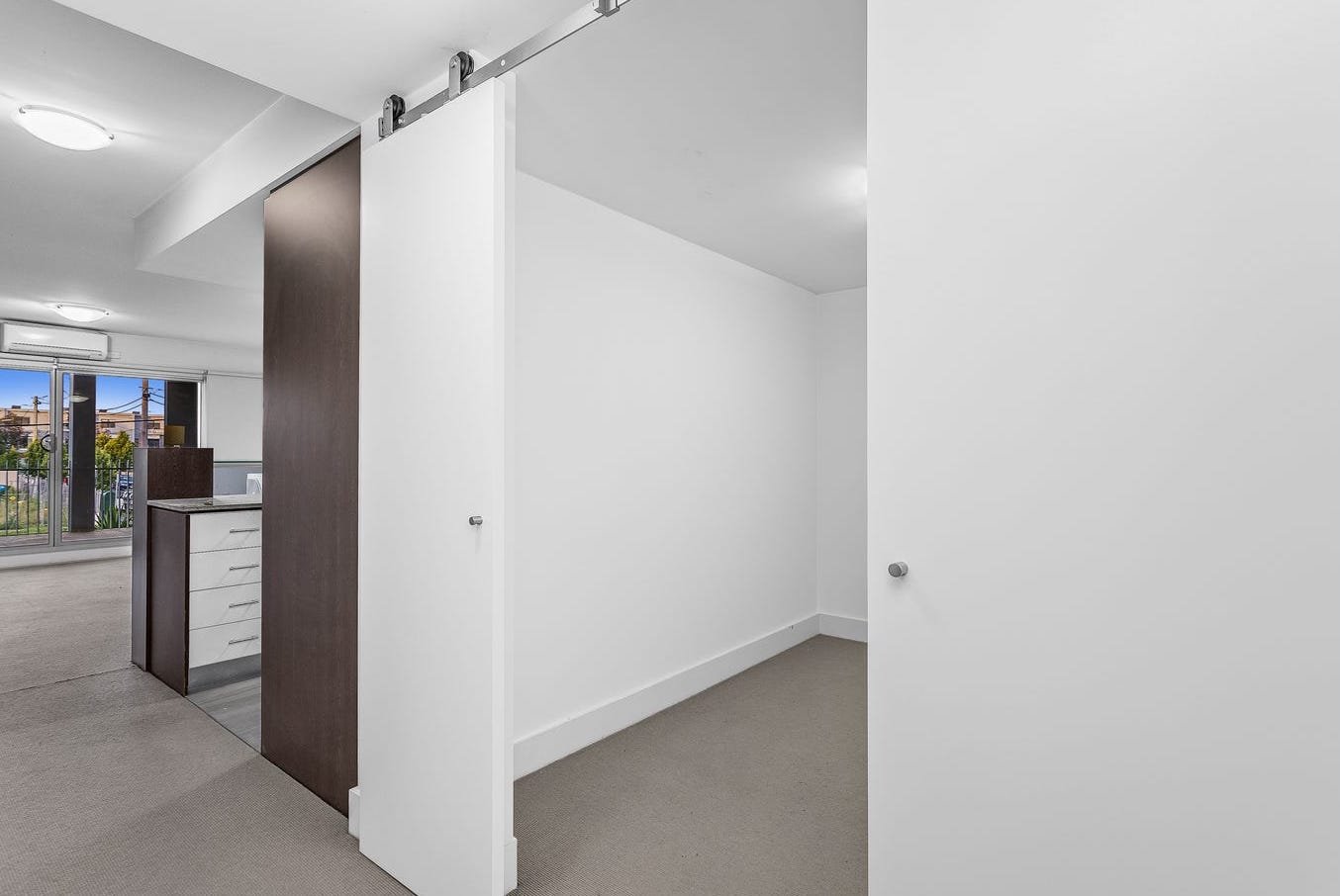 Gallery: 4/185 Francis Street