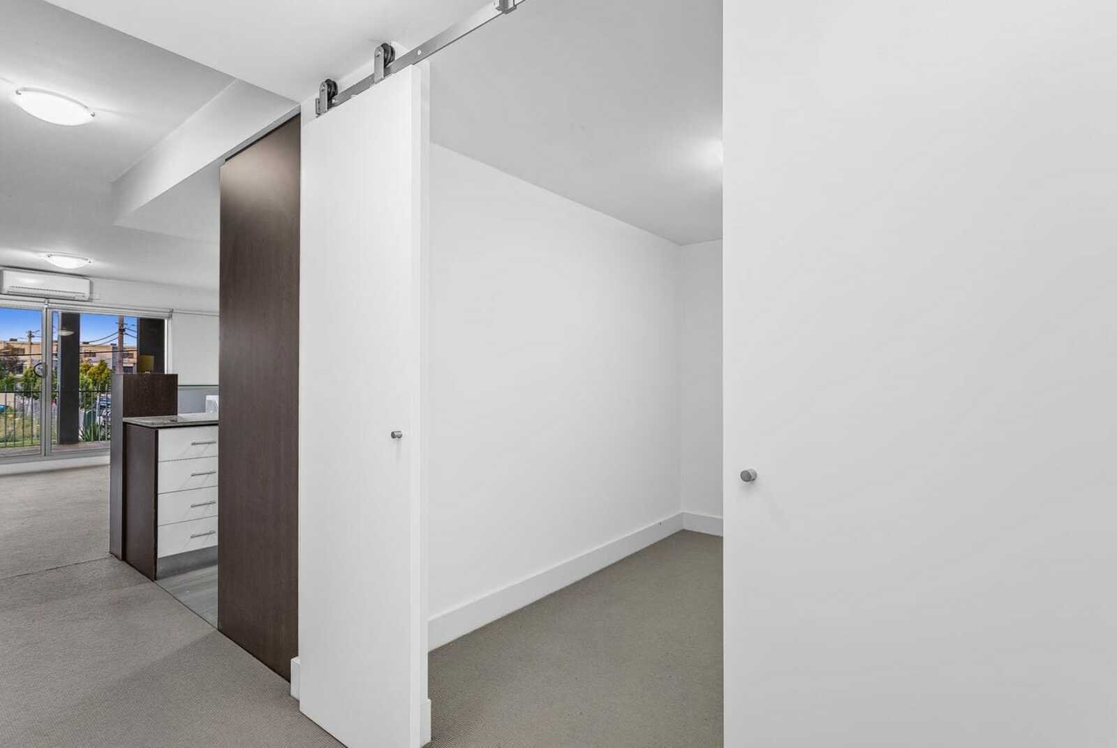 Gallery: 4/185 Francis Street