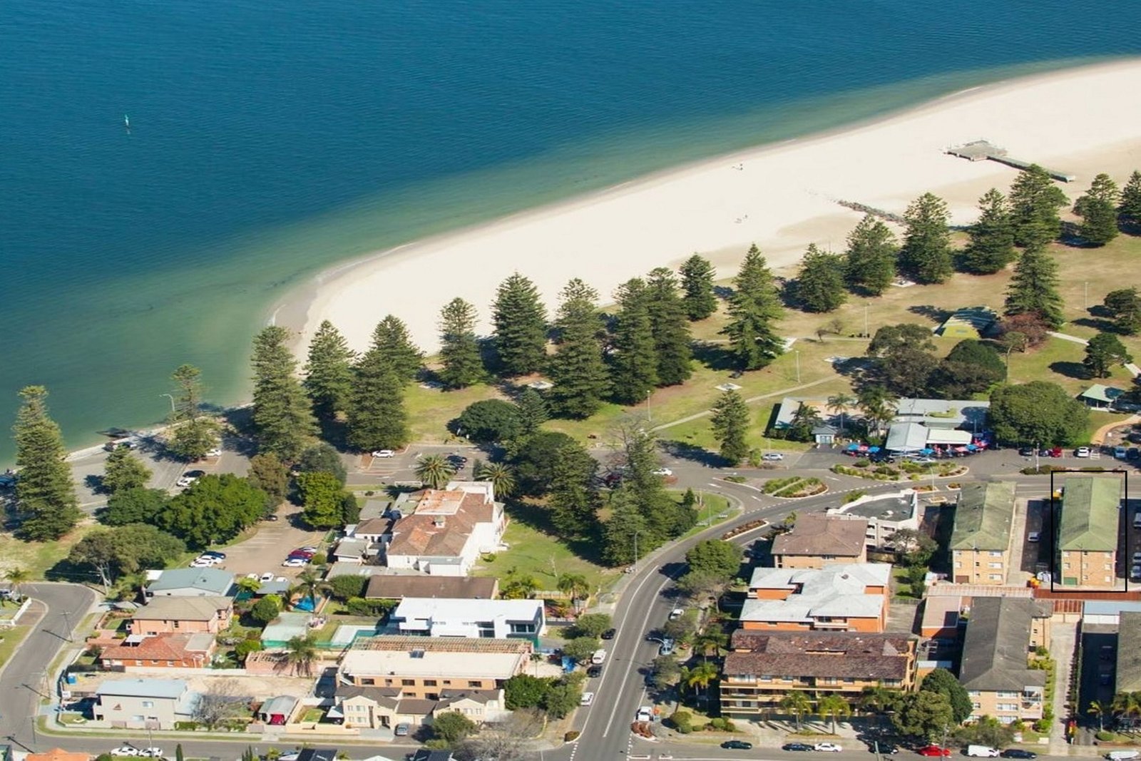 4/186 Russell Avenue DOLLS POINT 2