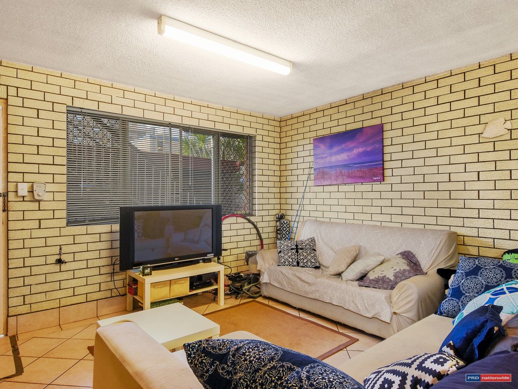 4/1875 Gold Coast Highway BURLEIGH HEADS 2