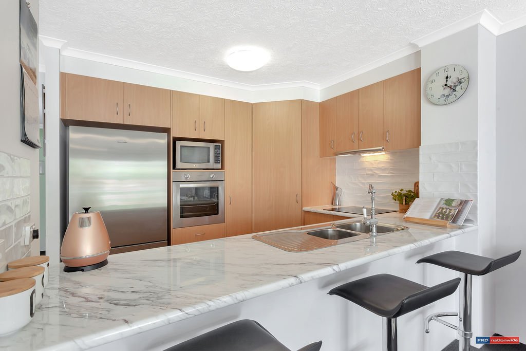 4/1880-1888 Gold Coast Highway BURLEIGH HEADS 6