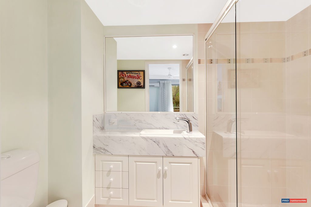 4/1880-1888 Gold Coast Highway BURLEIGH HEADS 11