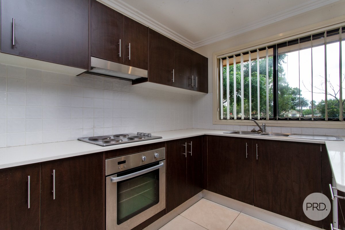 4/19-21 Jamison Road KINGSWOOD 6