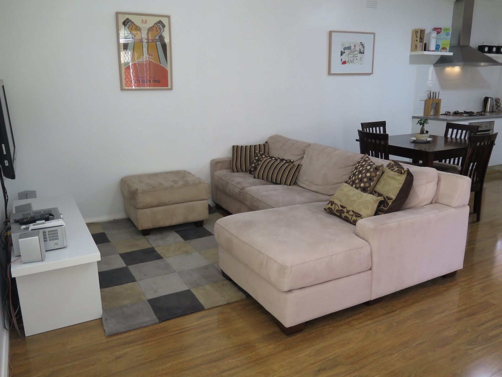 Gallery: 4/19 Barilla Road