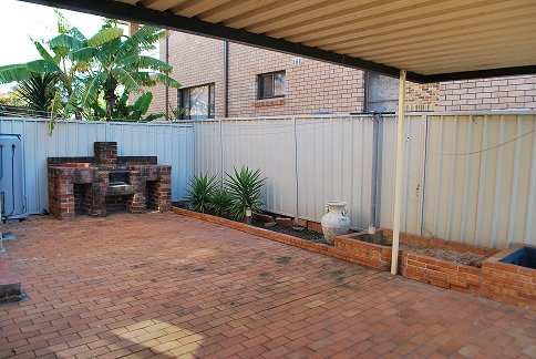 4/19 Hixson Street BANKSTOWN 5