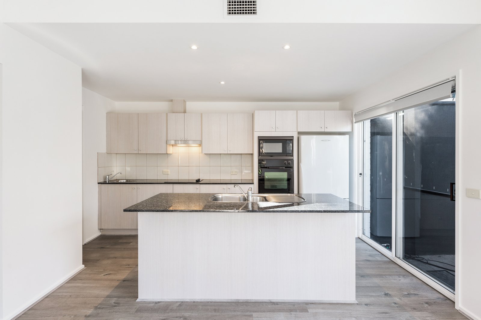 4/19 Howard Street, Glen Iris, 3146