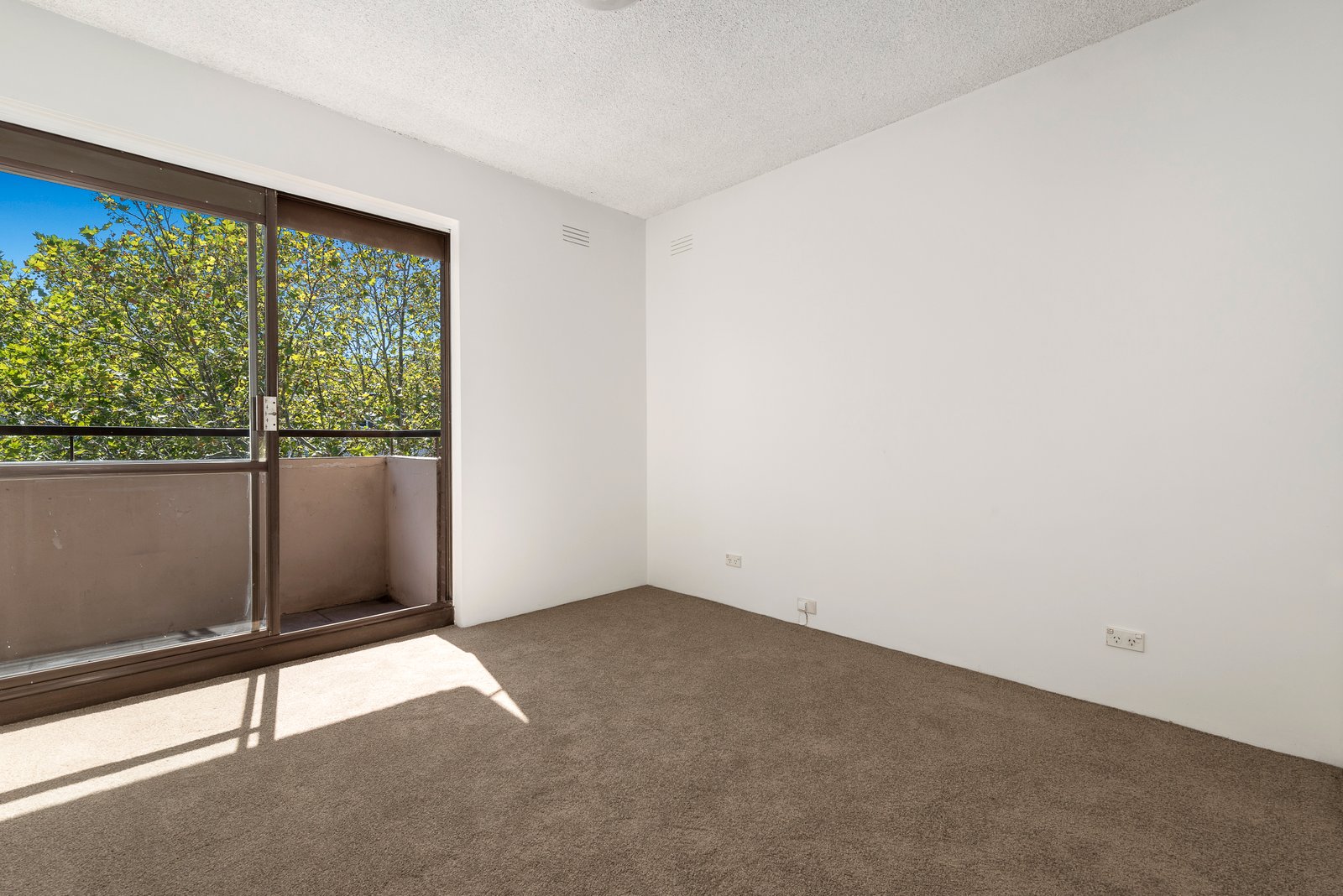 Gallery: 4/19 Redan Street