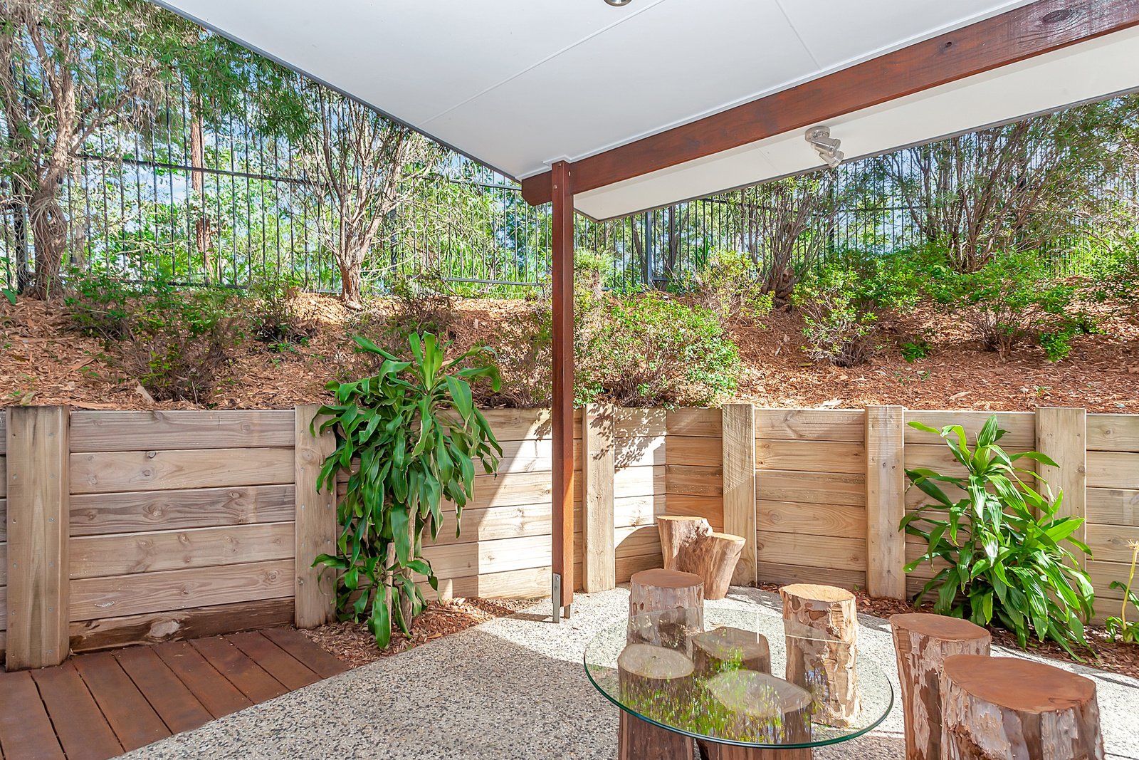 4/19 Rees Court ELANORA 15