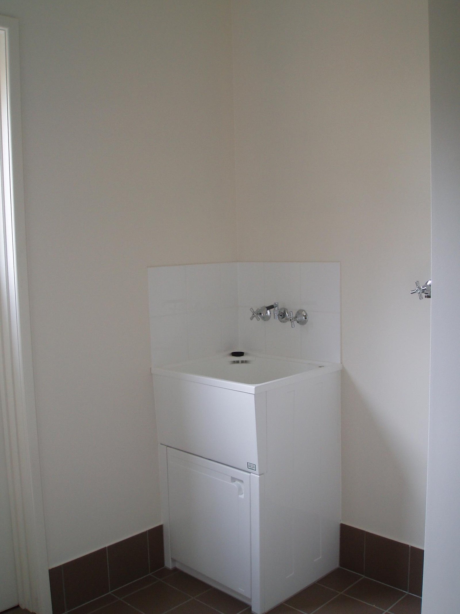 4/19 Rodway Street ZILLMERE 8