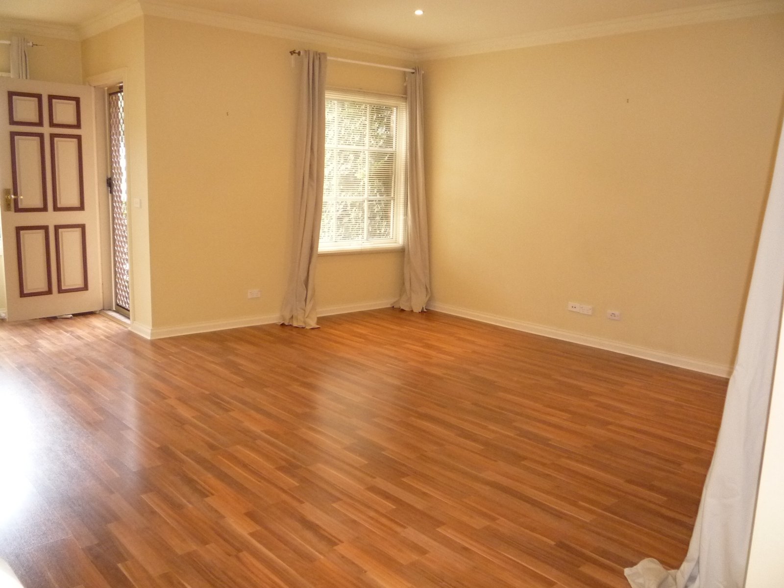 Gallery: 4/190 Bay Road