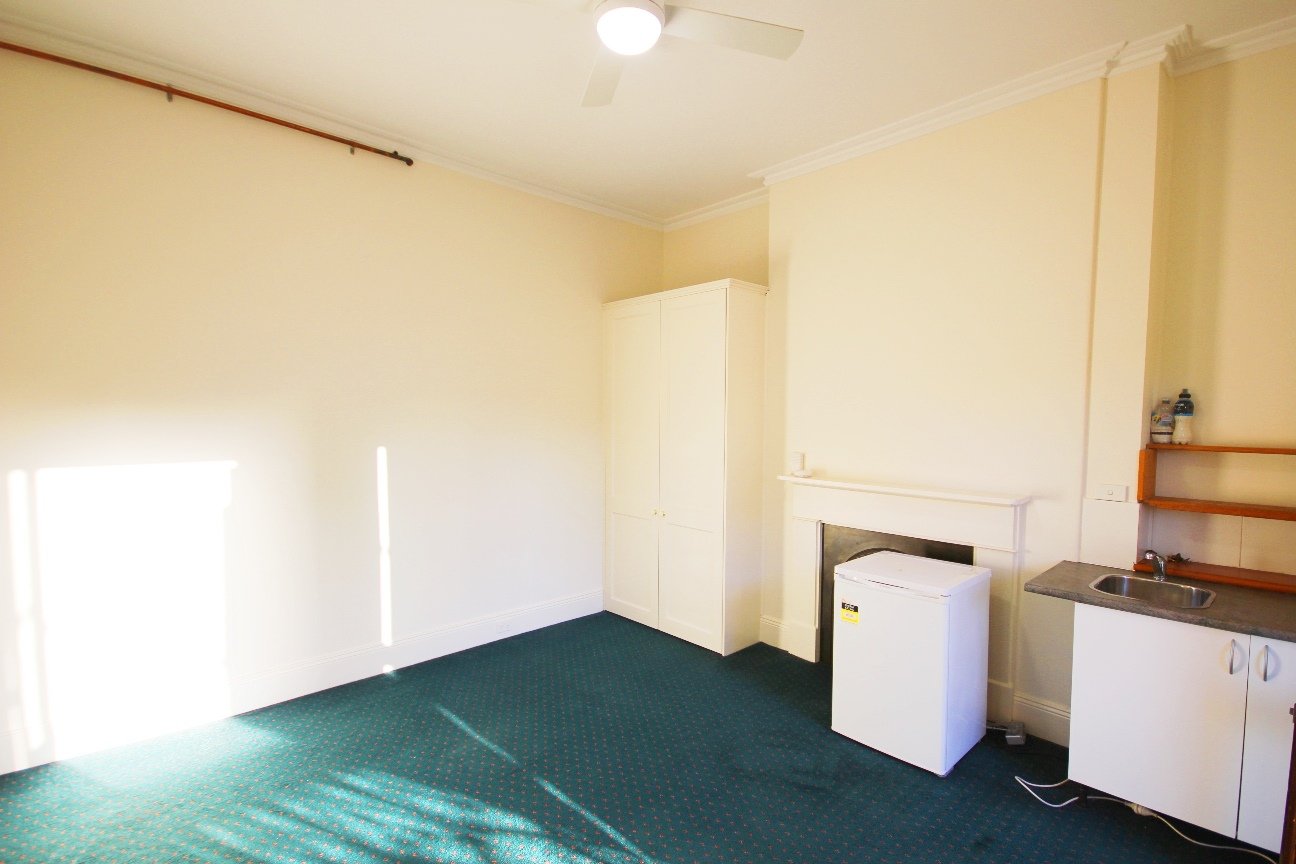 4/192 St Johns Road GLEBE 7