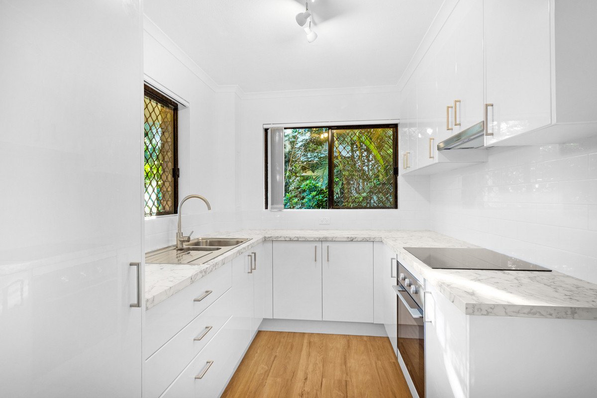 4/1925 Gold Coast Highway BURLEIGH HEADS 2