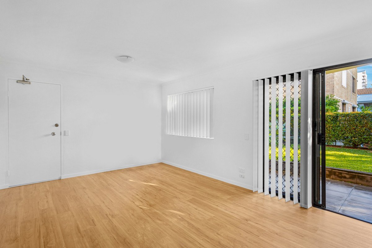 4/1925 Gold Coast Highway BURLEIGH HEADS 3