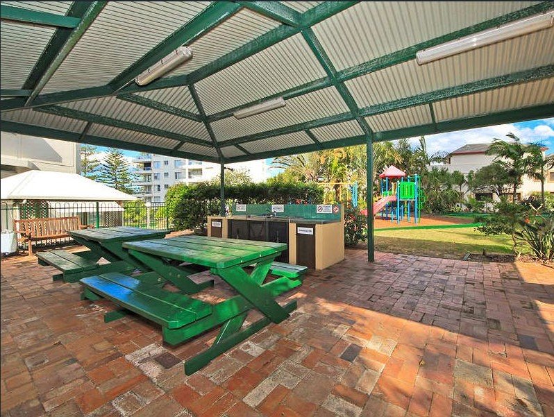 4/1941 Gold Coast Highway BURLEIGH HEADS 12