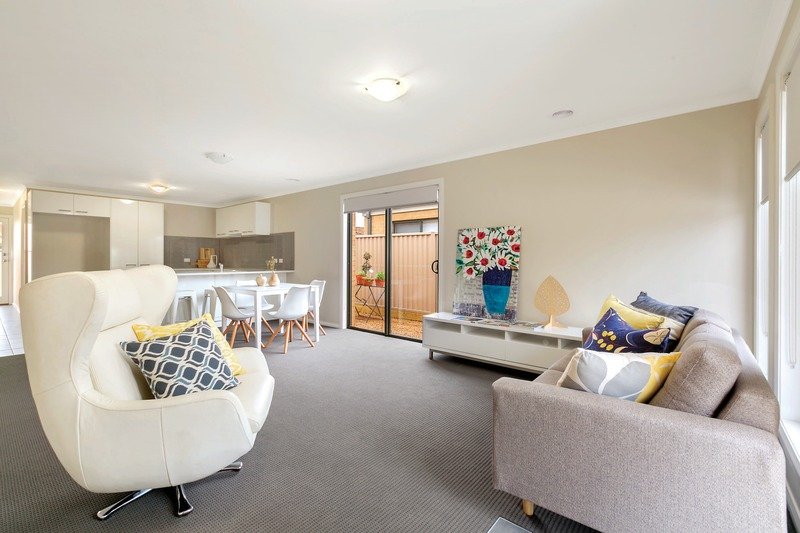 Gallery: 4/195a Yarrowee Street
