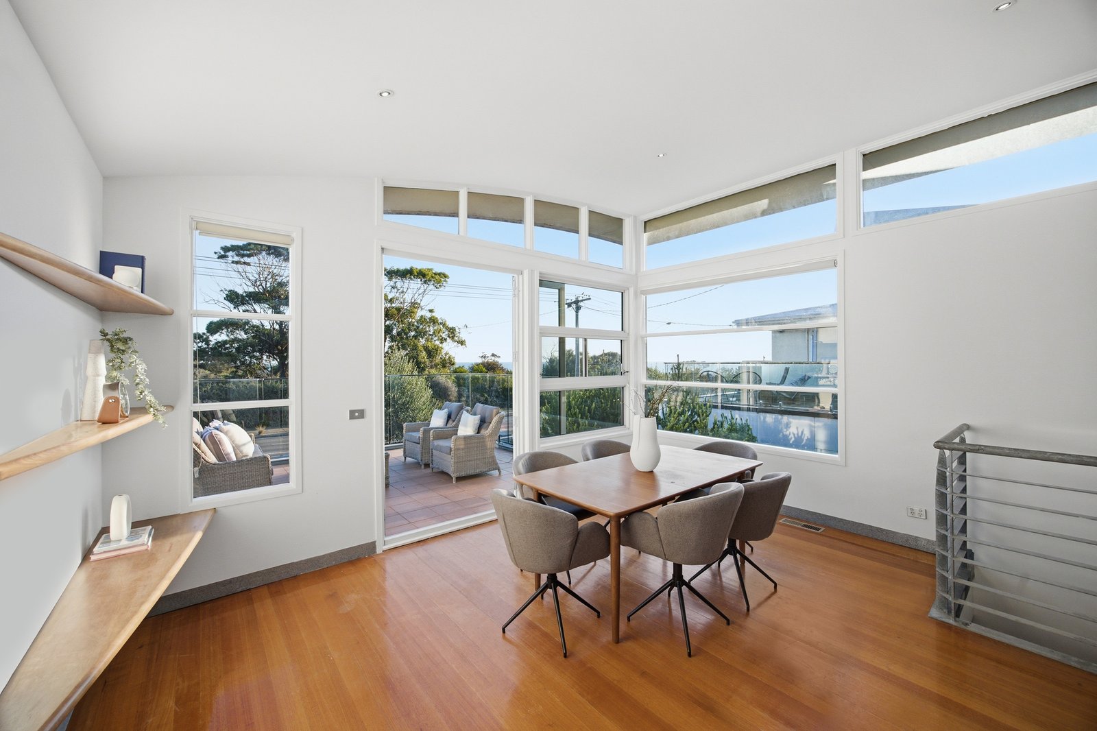 Gallery: 419A Beach Road