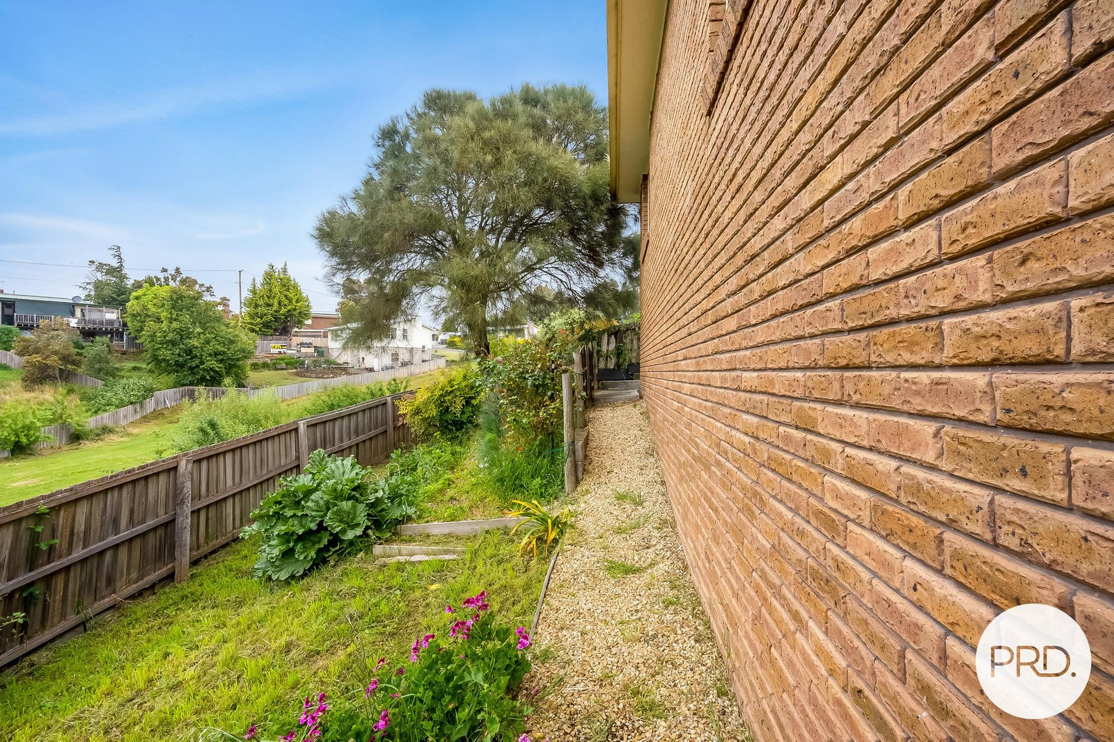 4/19a Rosbar Street CLAREMONT 9