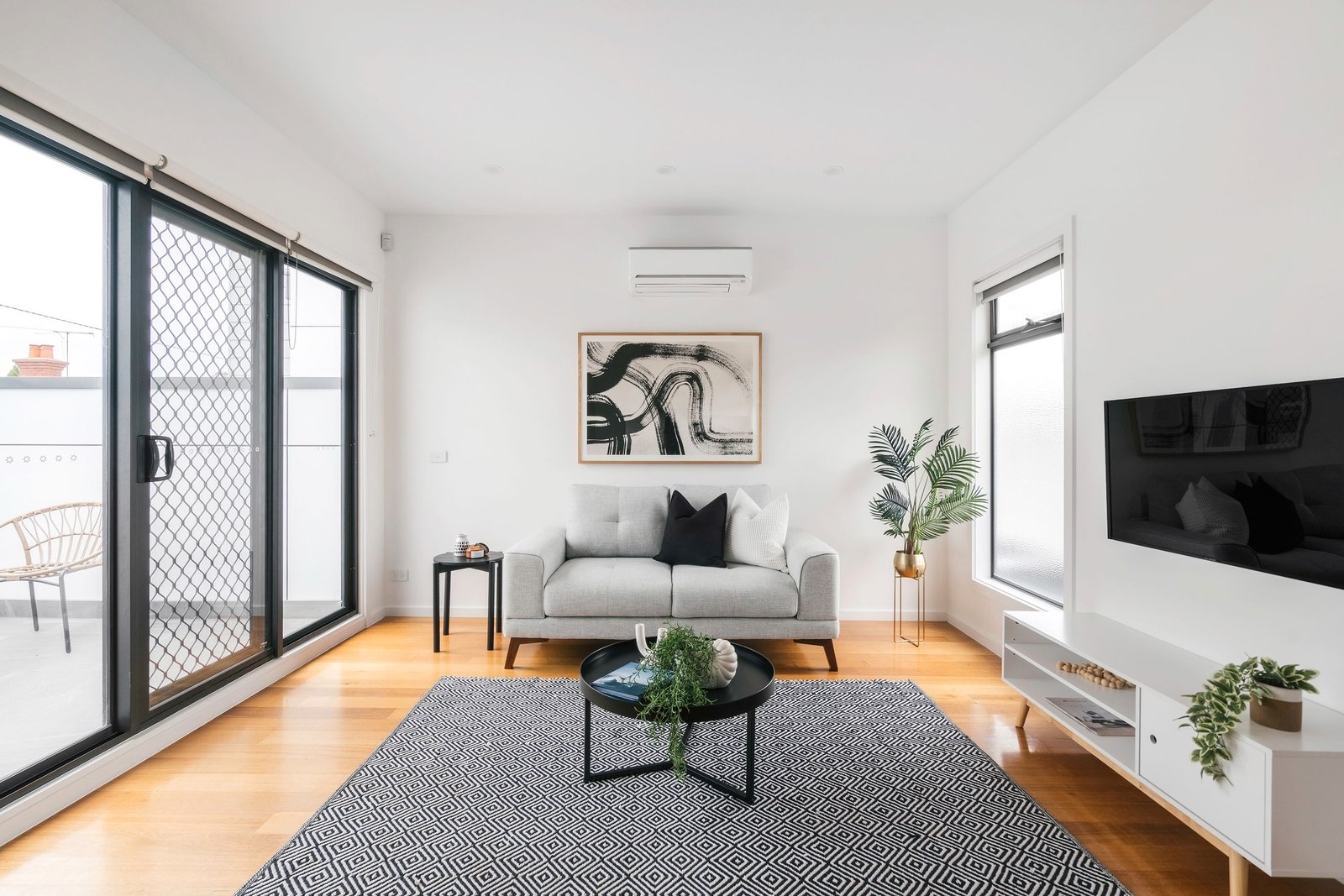 Real Estate and Property in 4/1A Balmoral Avenue, Brunswick East, VIC