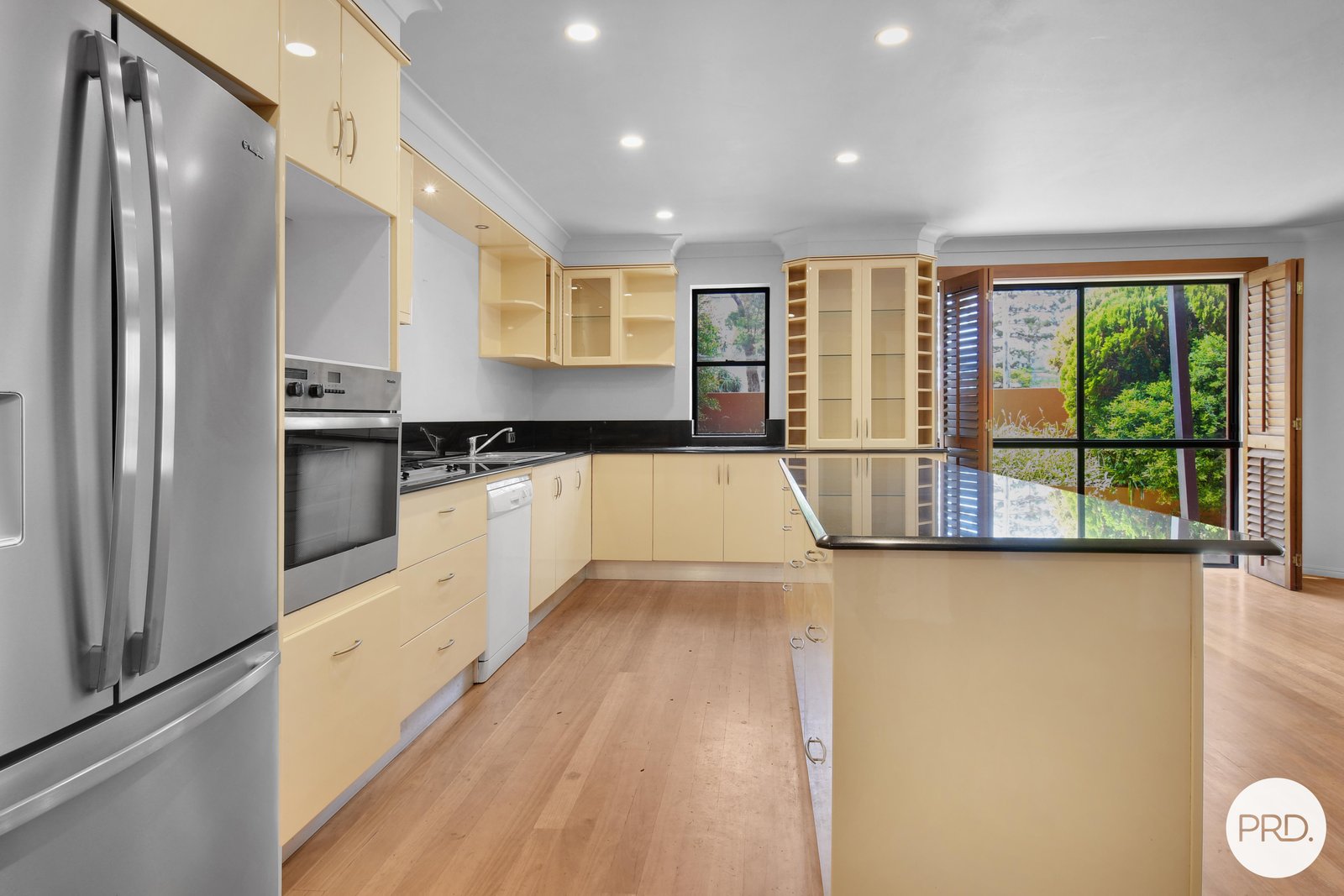 41A Dutton Street COOLANGATTA 2