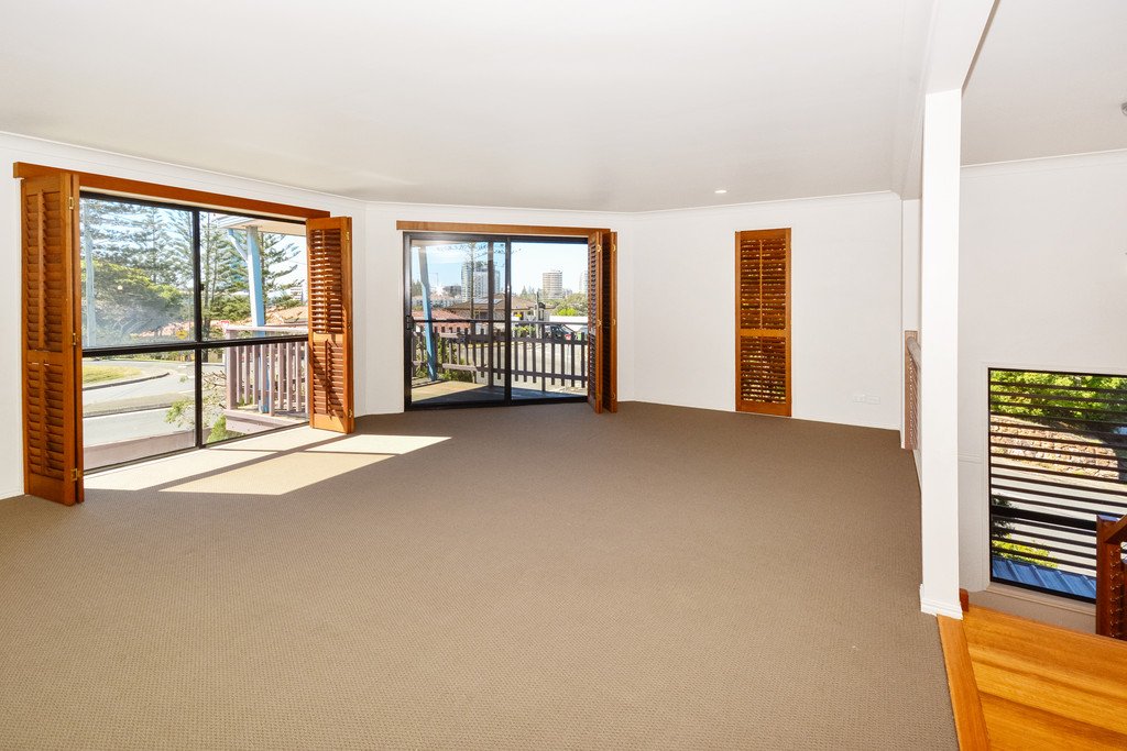 41A Dutton Street COOLANGATTA 3