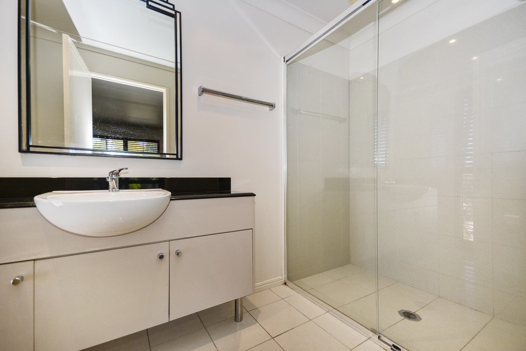 41A Dutton Street COOLANGATTA 5