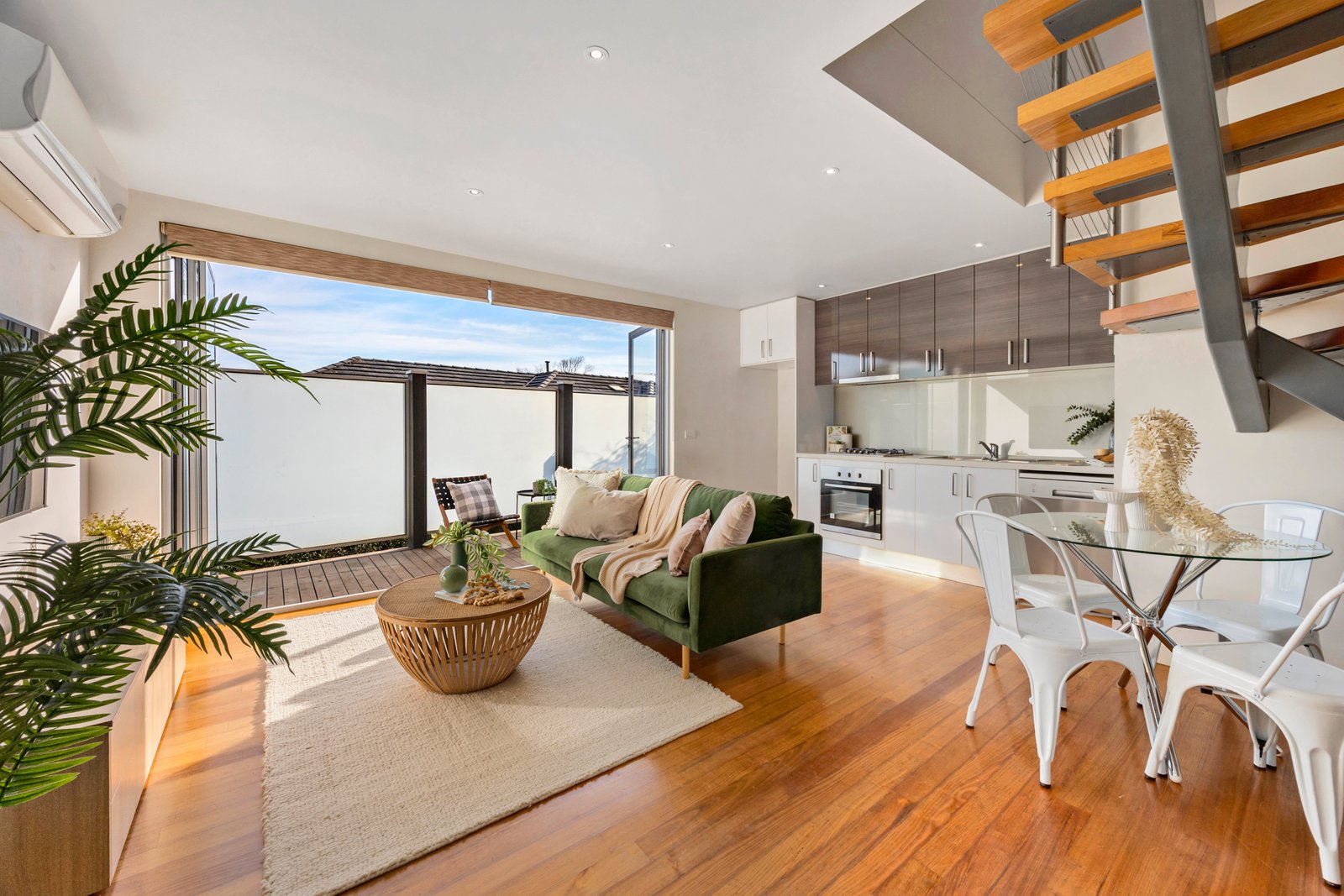 Gallery: 4/1A Golden Avenue