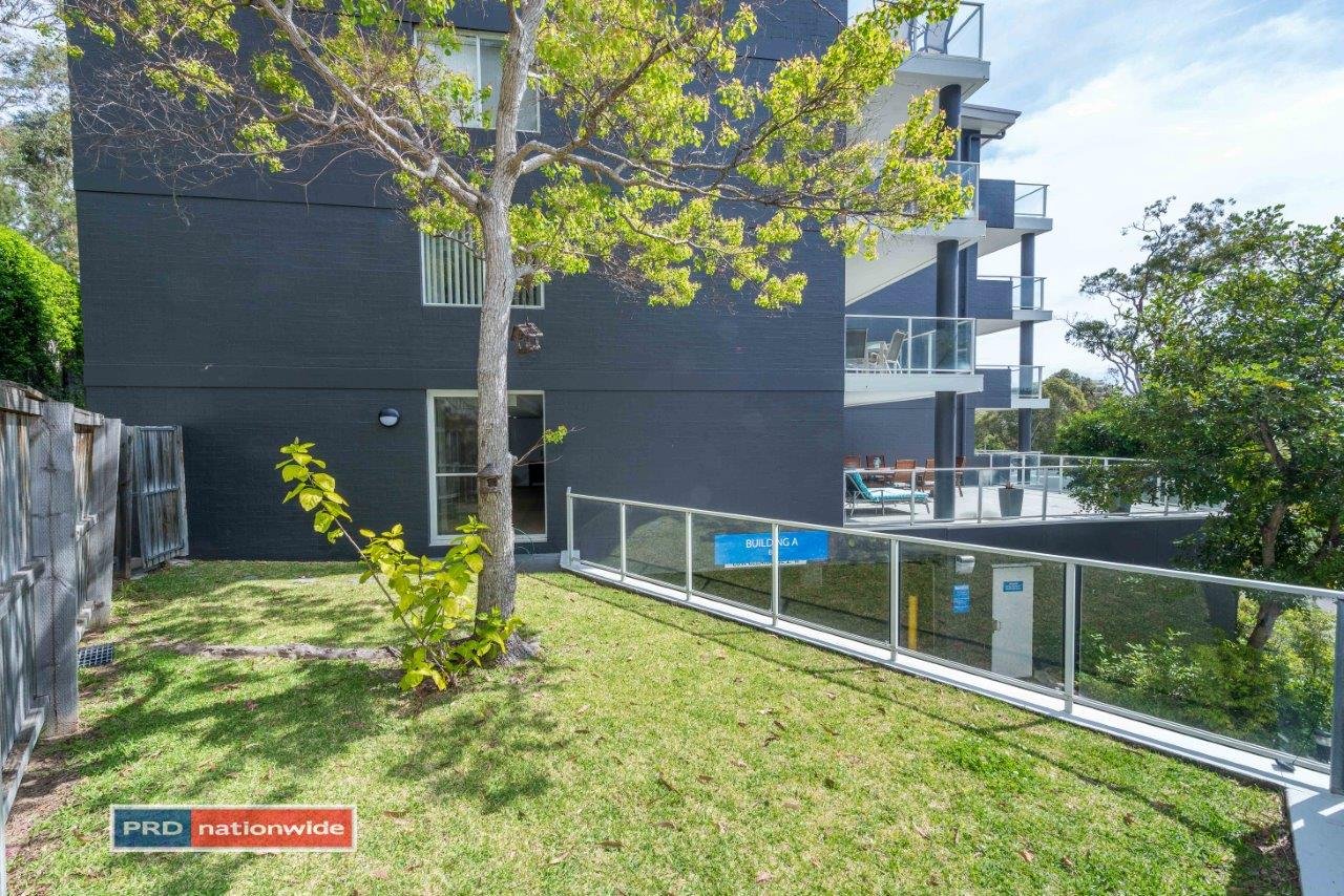 4/1a Tomaree Street NELSON BAY 12