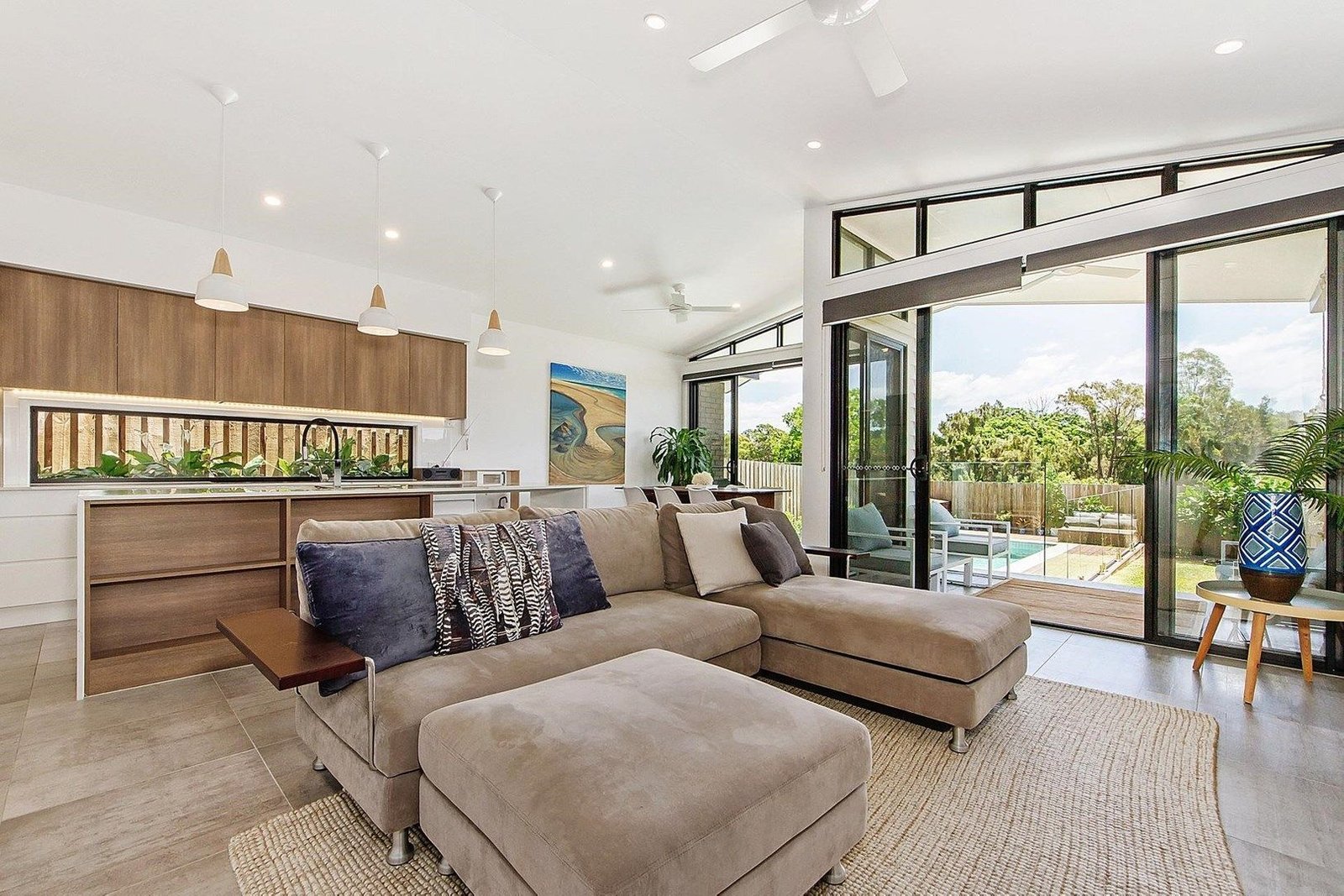 41B Fairway Drive CLEAR ISLAND WATERS 2