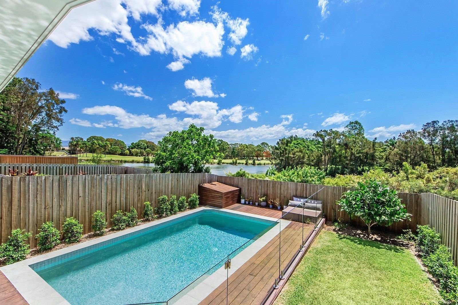 41B Fairway Drive CLEAR ISLAND WATERS 5