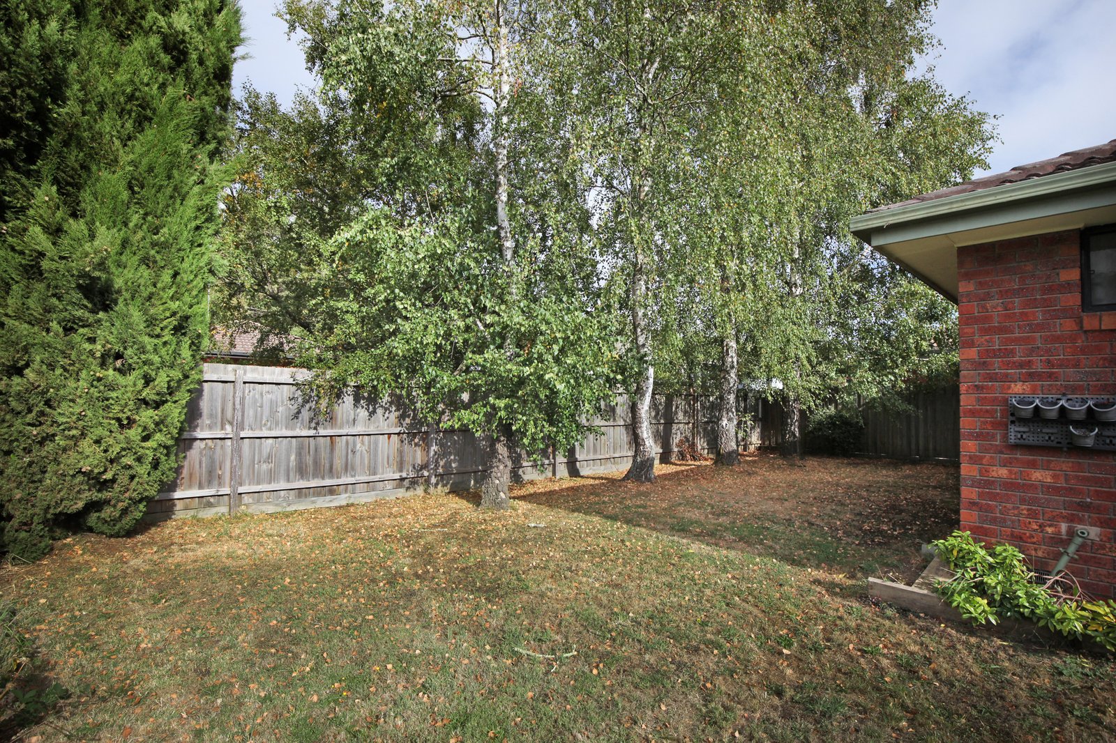 Real Estate and Property in 4/2-4 Buckland Street, Woodend, VIC