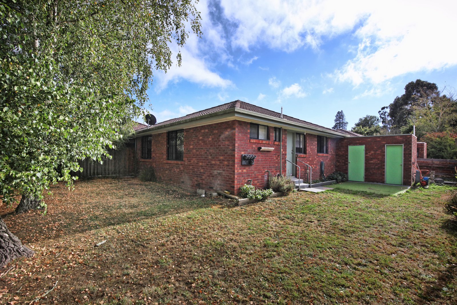 Real Estate and Property in 4/2-4 Buckland Street, Woodend, VIC