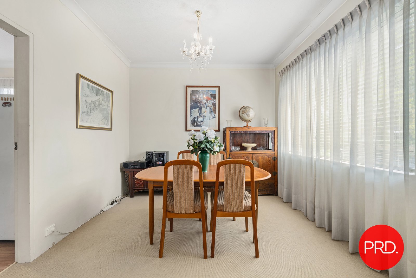4/2-4 Hampton Court Road CARLTON 5