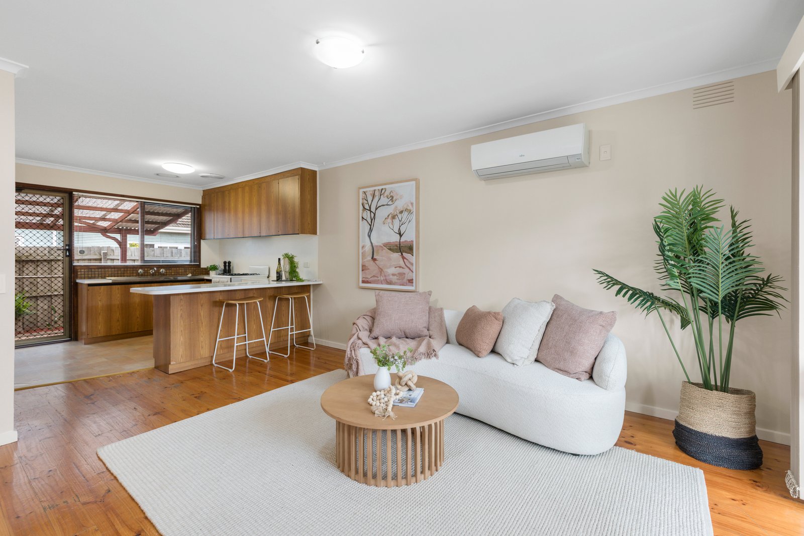 Gallery: 4/2-4 James Street