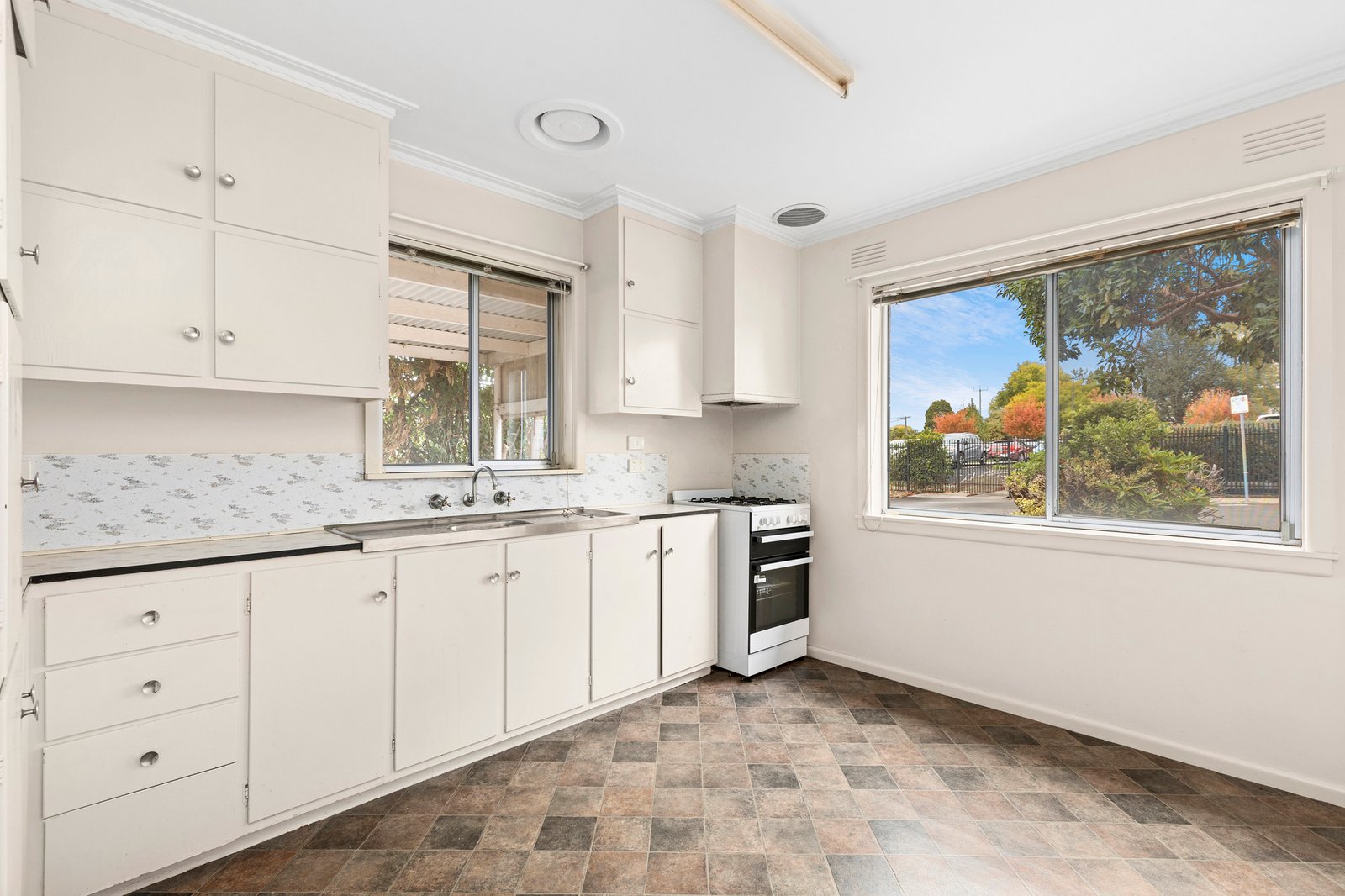 Gallery: 4/2-4 Murphy Avenue