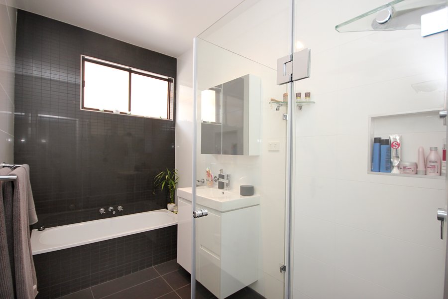 42-44 Walter Street SANS SOUCI 8