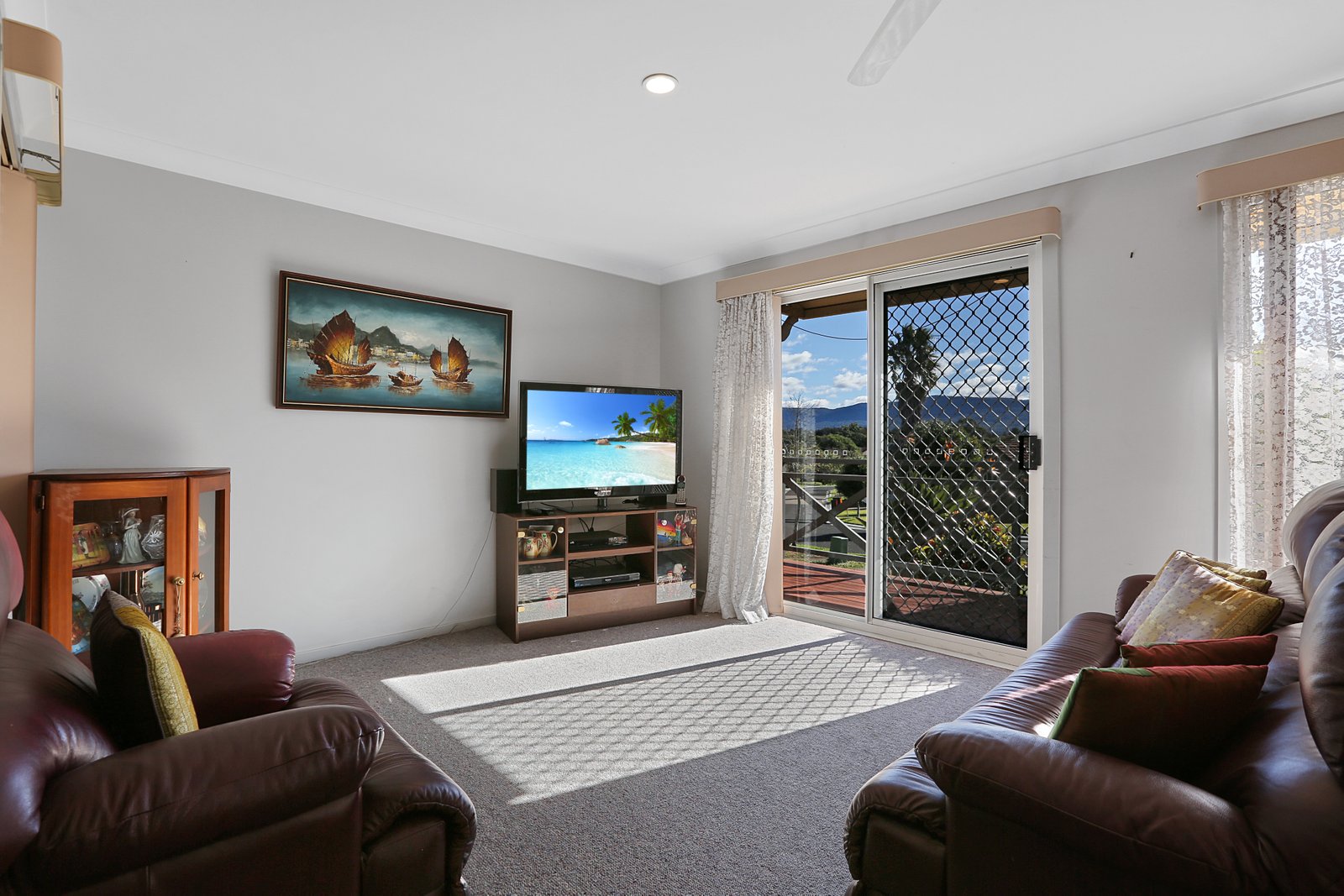 42 Ashmore Crescent KANAHOOKA 2