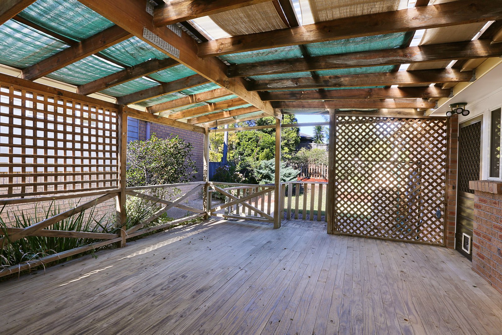 42 Ashmore Crescent KANAHOOKA 7