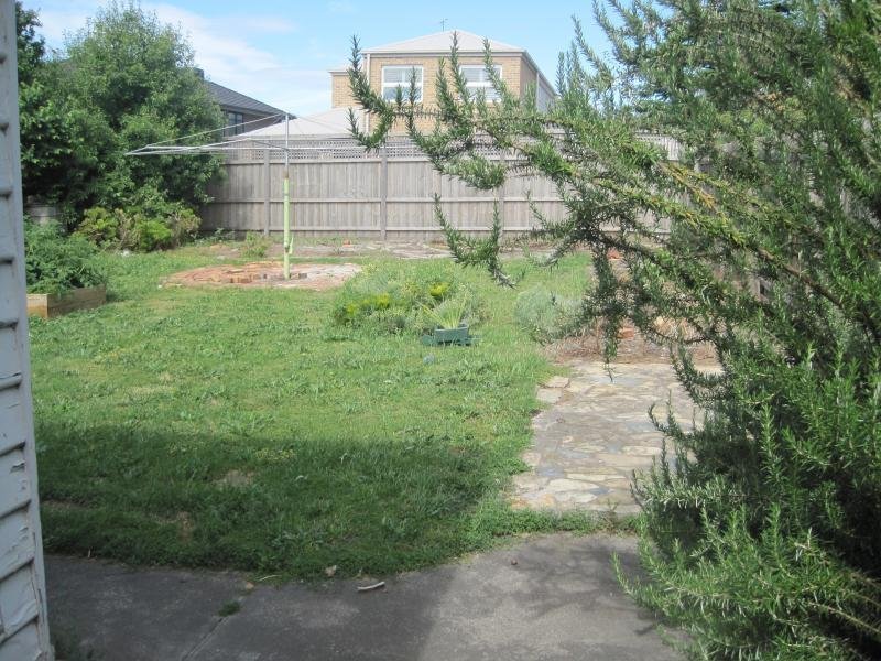 Gallery: 42 Ashwood Avenue