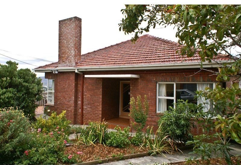 42 Athleen Avenue LENAH VALLEY 1