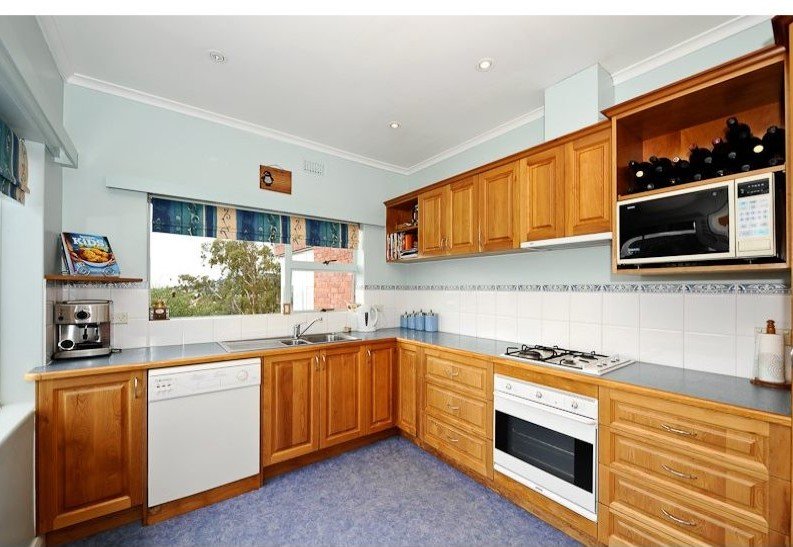 42 Athleen Avenue LENAH VALLEY 5