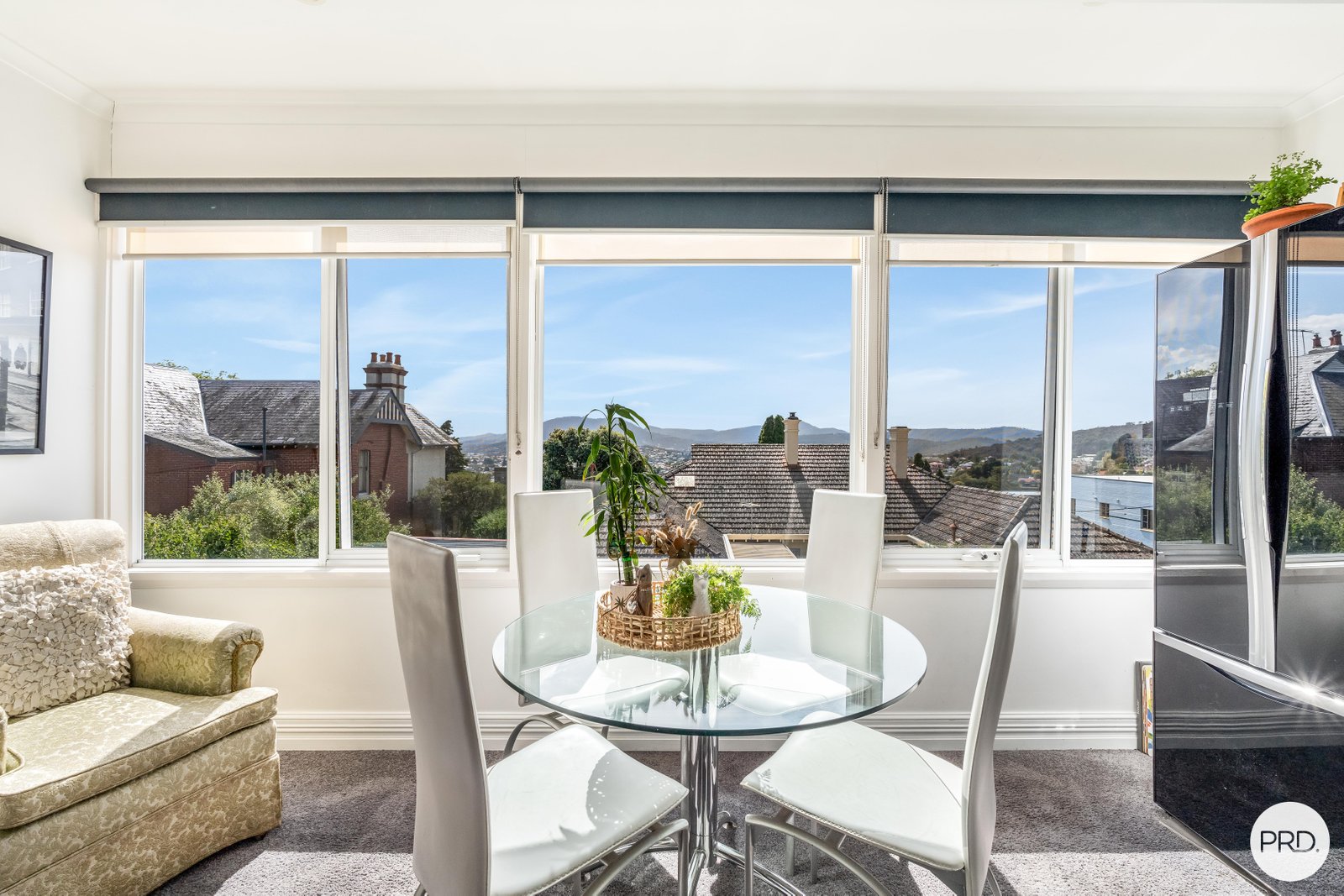 4/2 Auvergne Avenue MOUNT STUART 4