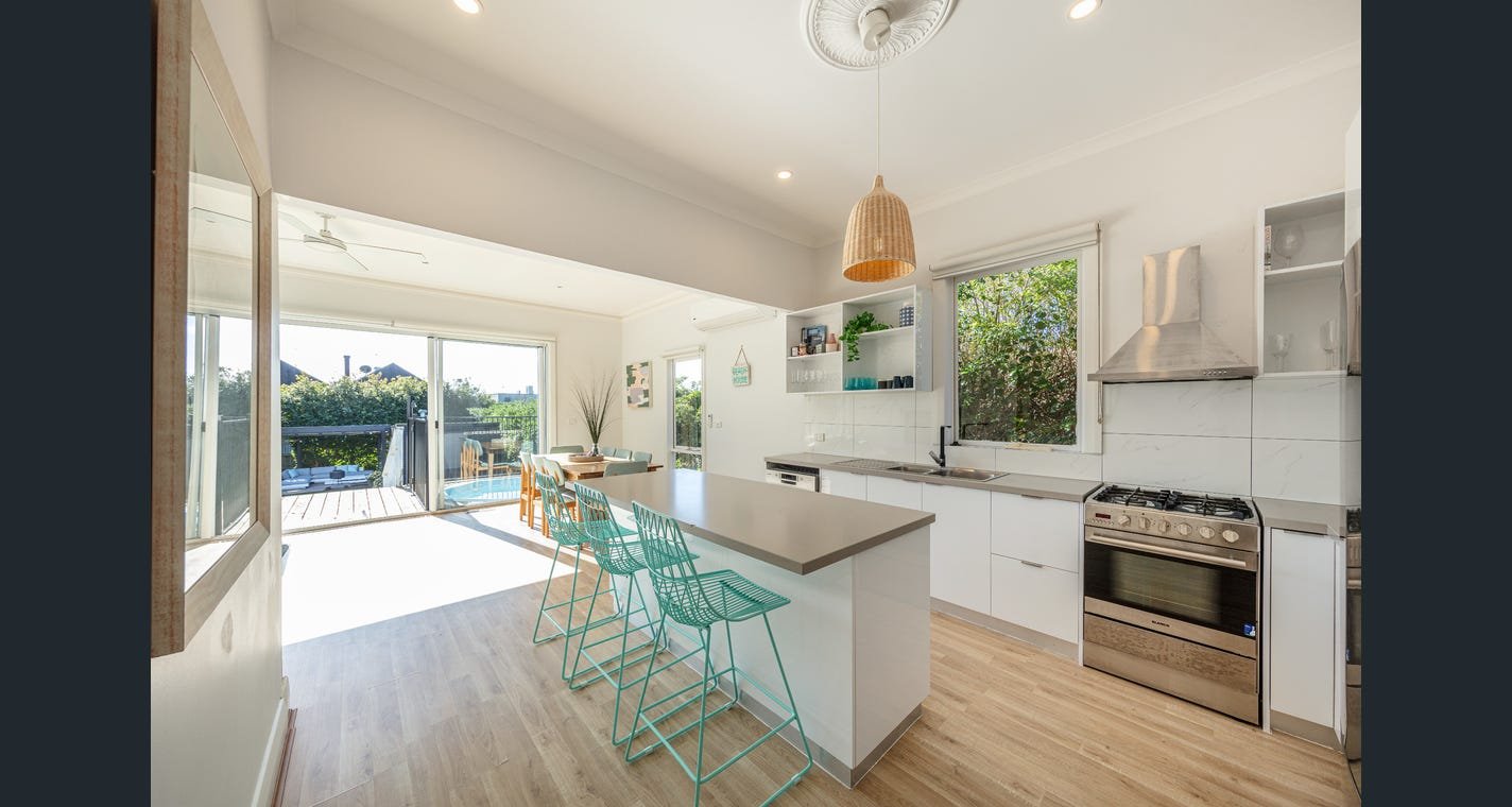 Gallery: 42 Bass Street