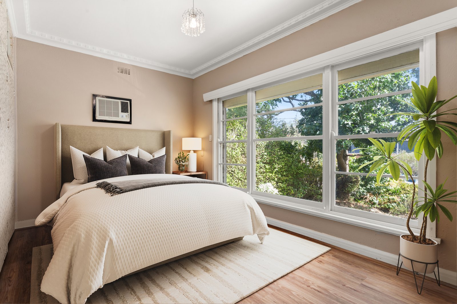 Gallery: 42 Batesford Road